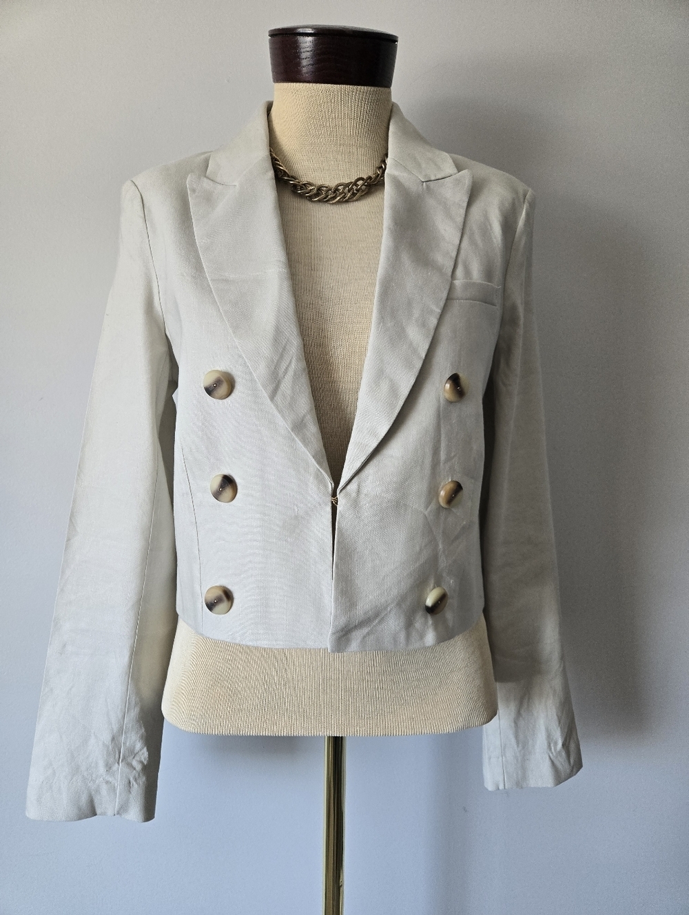 House Of Harlow 1960 Linen Cream Cropped Double-Breasted Lightweight Jacket.